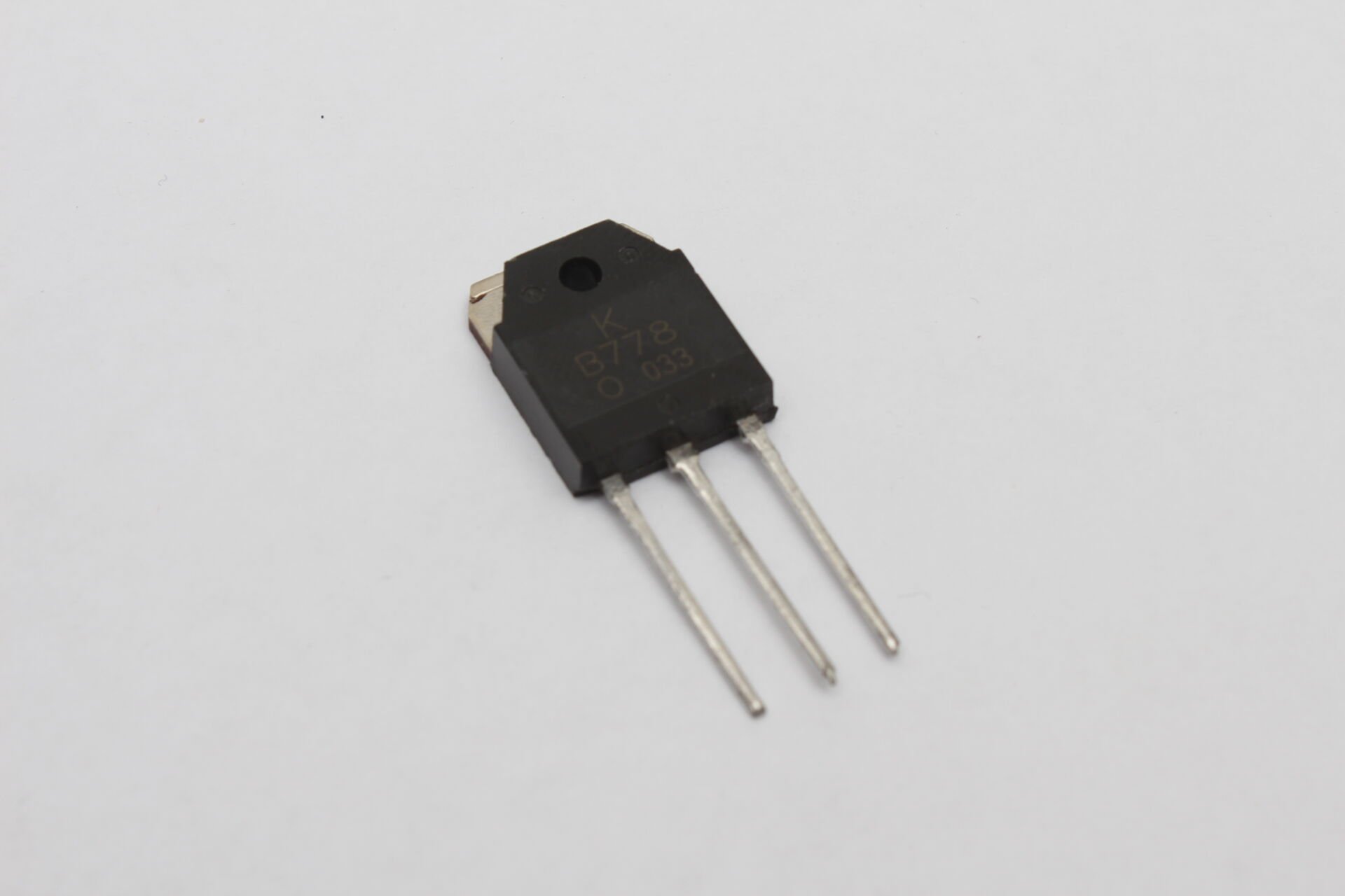 Entegre Devre 2SB 778