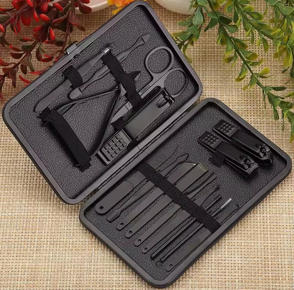 Ayt Sunup SN-27099 Siyah Paslanmaz Çelik 18in1 Profesyonel Manikür Tırnak Bakım Seti Tırnak Bakım