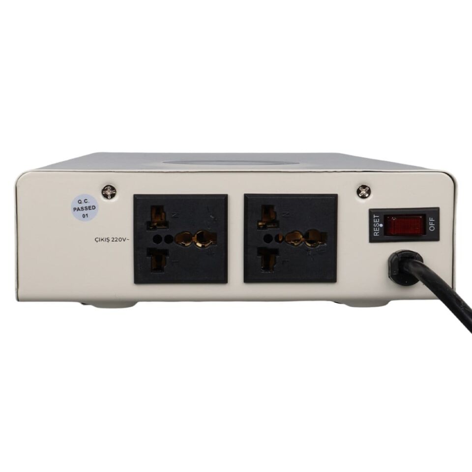 Powermaster SLIM-2000 Otomatik 2000VA Kombi Voltaj Regülatörü (İngiliz Fişli Ve Evrensel Çoklu Soketli)