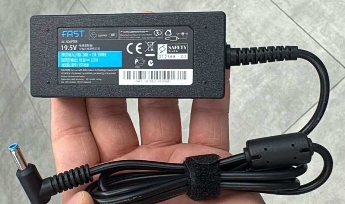 Fast CUADP061 CU61 19.5 Volt 2.31 Amper 65 Watt  4.5*3.0 MM Uçlu HP Notebook Adaptörü