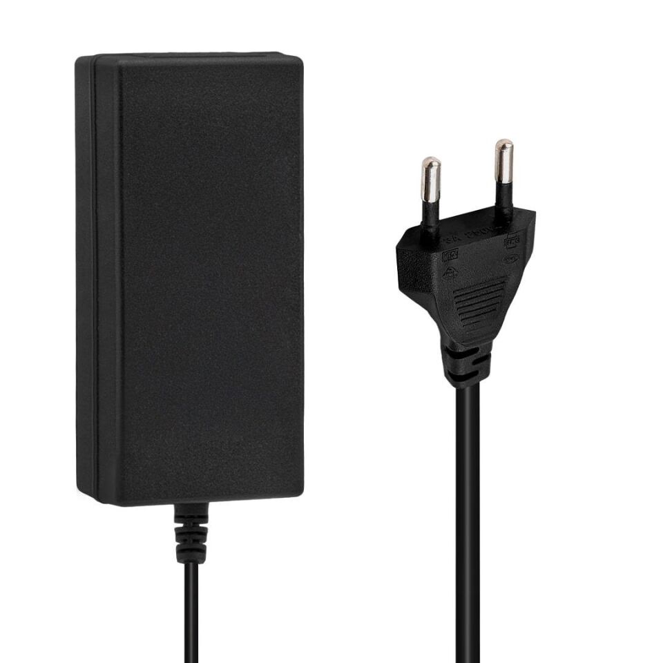Ayt Weko 12 Volt 5 Amper 5.5 2.5 Uçlu Yerli Üretim Plastik Kasa Masaüstü Adaptör