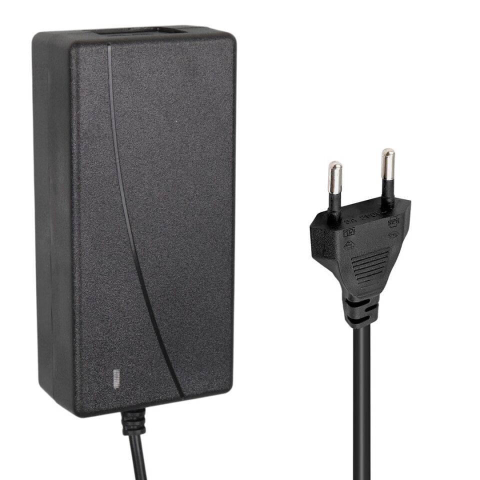 Powermaster 20 Volt 2 Amper 5.5 2.5 Uçlu Lenovo Ibm Notebook Adaptörü