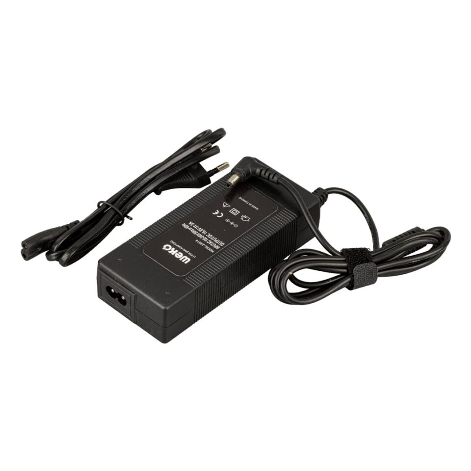 Ayt Weko 16.8 Volt 3 Amper Adaptör 5.5 2.5 Uçlu Kırmızı Yeşil Ledli Masa Tipi Şarj Adaptörü