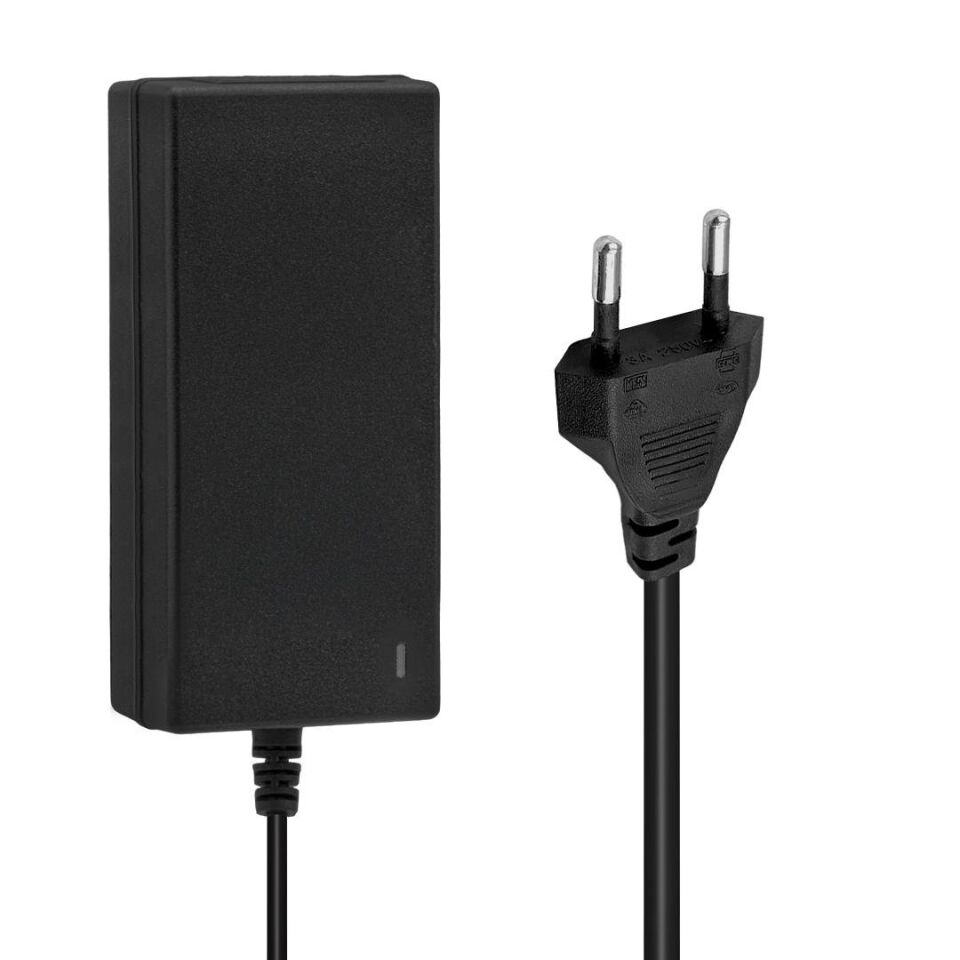 Ayt Weko 12.6 Volt 3 Amper Akü Şarj Cihazı Aleti 5.5 2.5 Uçlu Krokodil Uçlu Ledli Yerli Üretim Masaüstü