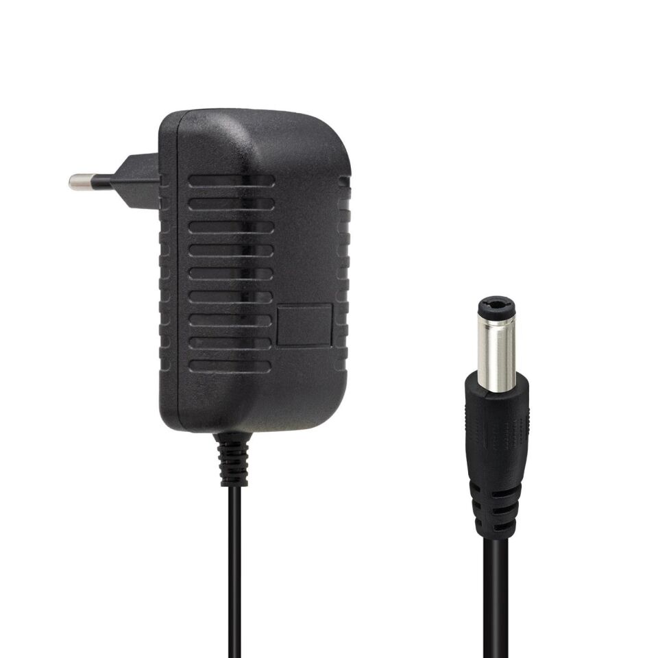 24 Volt 1 Amper 24 Watt Plastik Kasa Priz Tipi Adaptör 5.5x2.5 Uçlu
